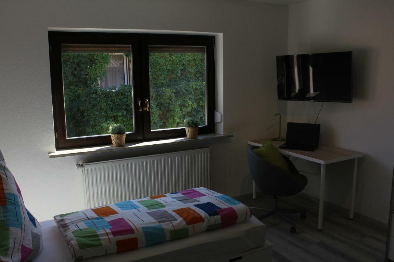 Apartments Mosbach Мосбах Екстер'єр фото